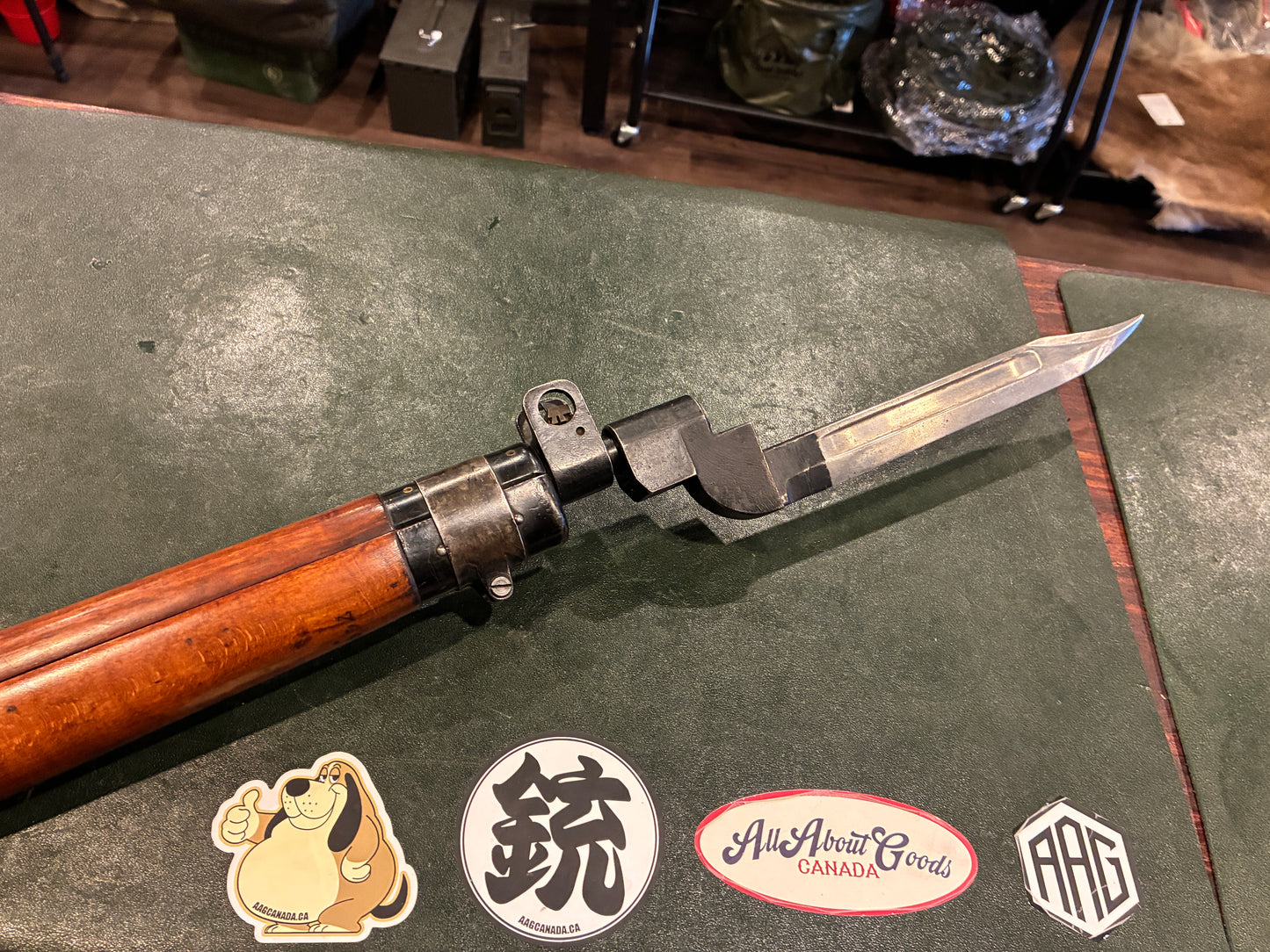 WWII Lee-Enfield No.4 Mk I* Rifle – “U.S. PROPERTY” – .303 British – Visible Matching Numbers – Excellent Bore – Bayonet & Sling Included