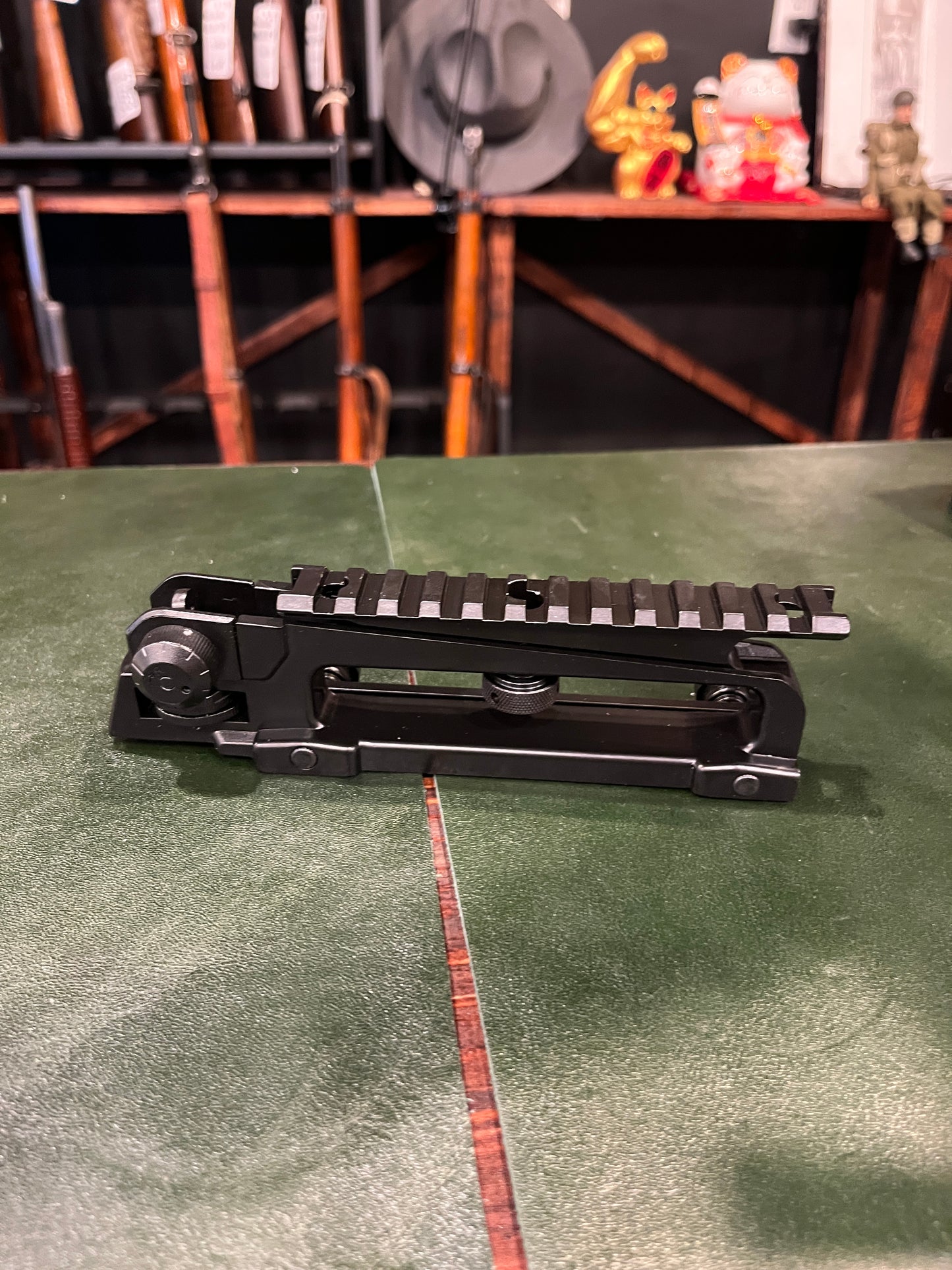 Detachable Rifle Carry Handle with Integrated Picatinny Rail