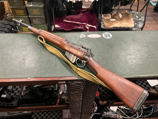 Lee-Enfield No. 5 Mk I Jungle Carbine with sling