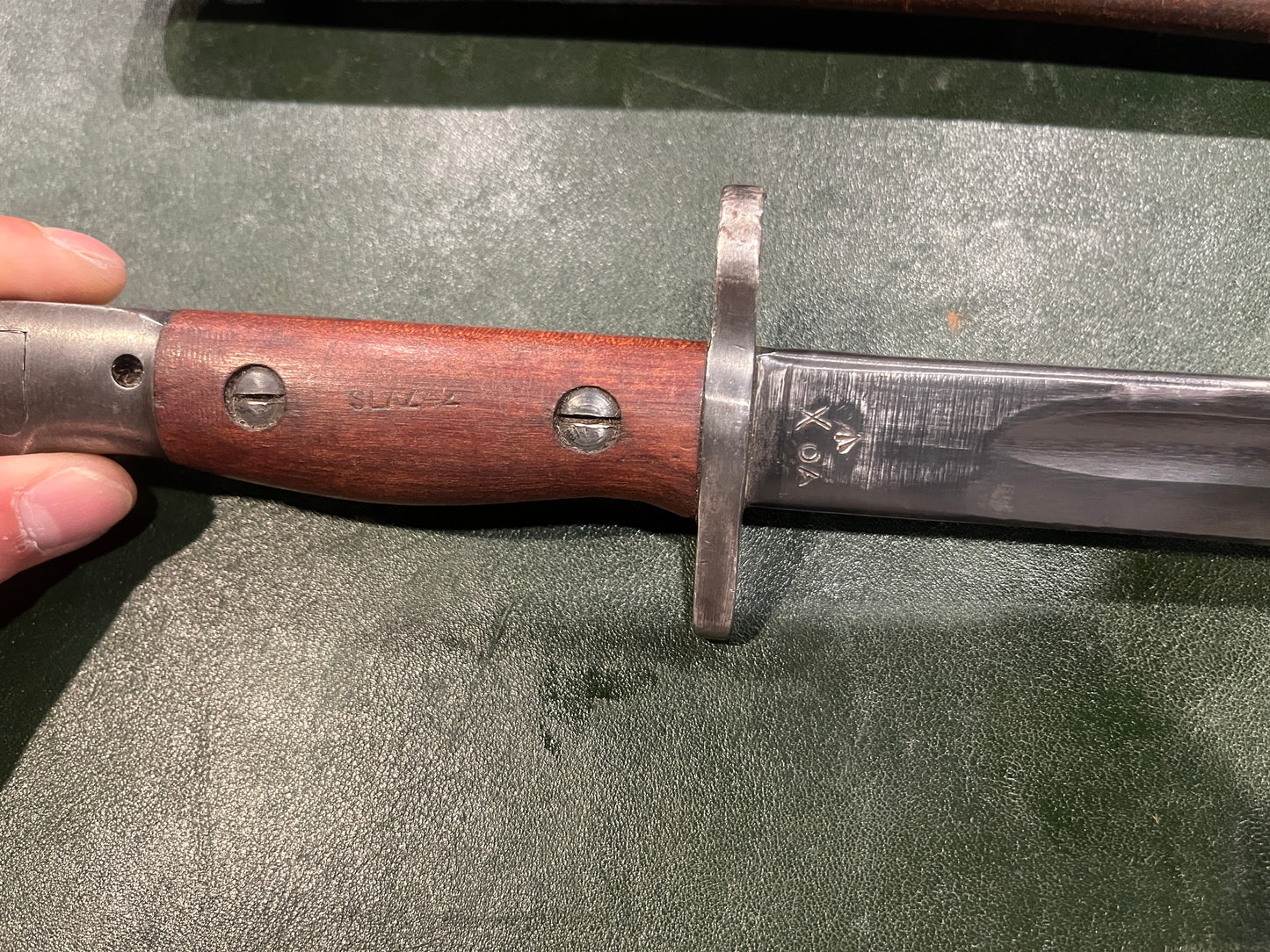 WWII Australian 1907 Pattern Bayonet | Fits .303 Caliber Lee-Enfield No.1 Mk III (SMLE) Rifles | 1943 Dated with Scabbard
