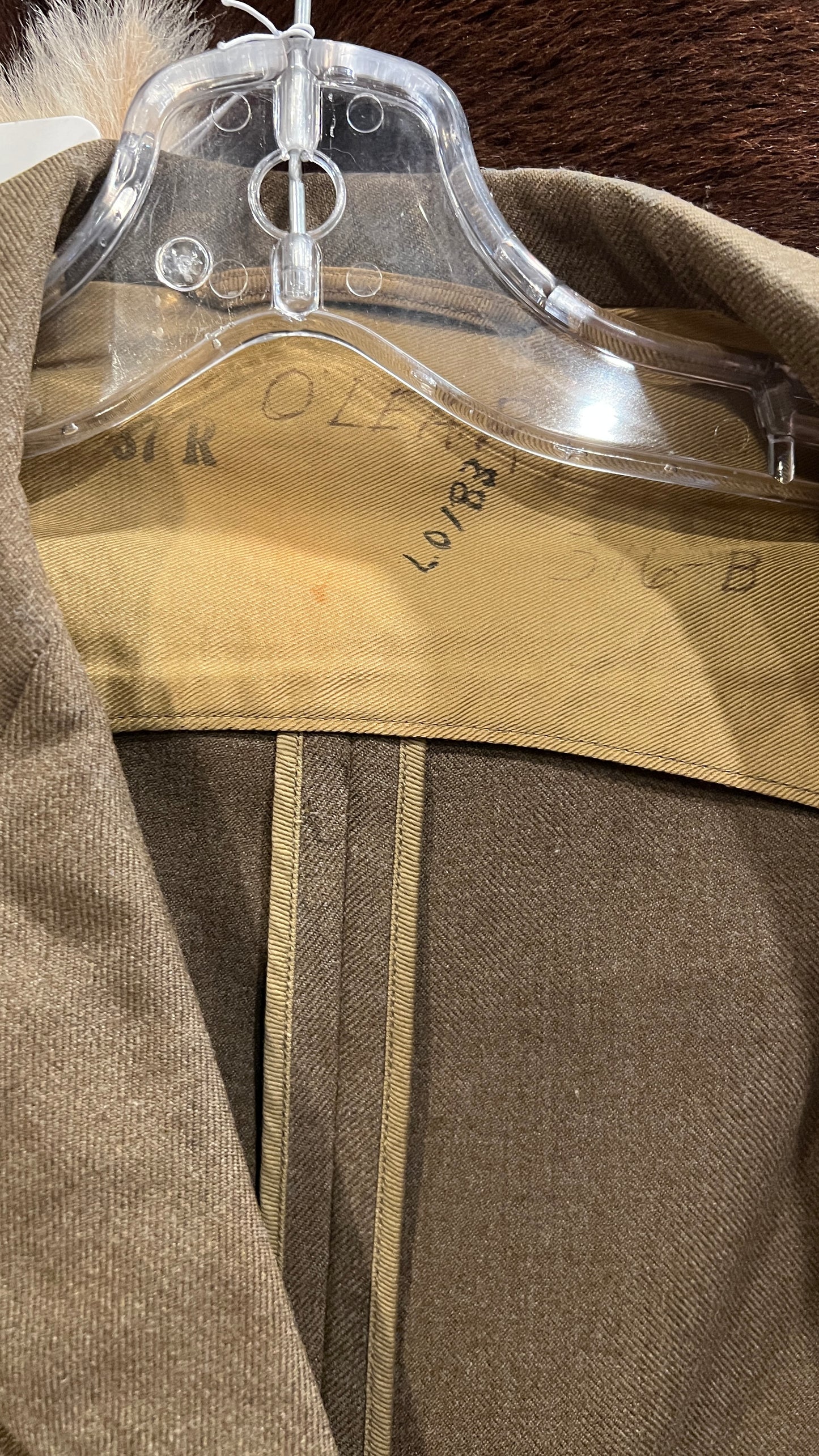 VESTE DE TENUE MILITAIRE AMÉRICAINE DE LA SECONDE GUERRE MONDIALE