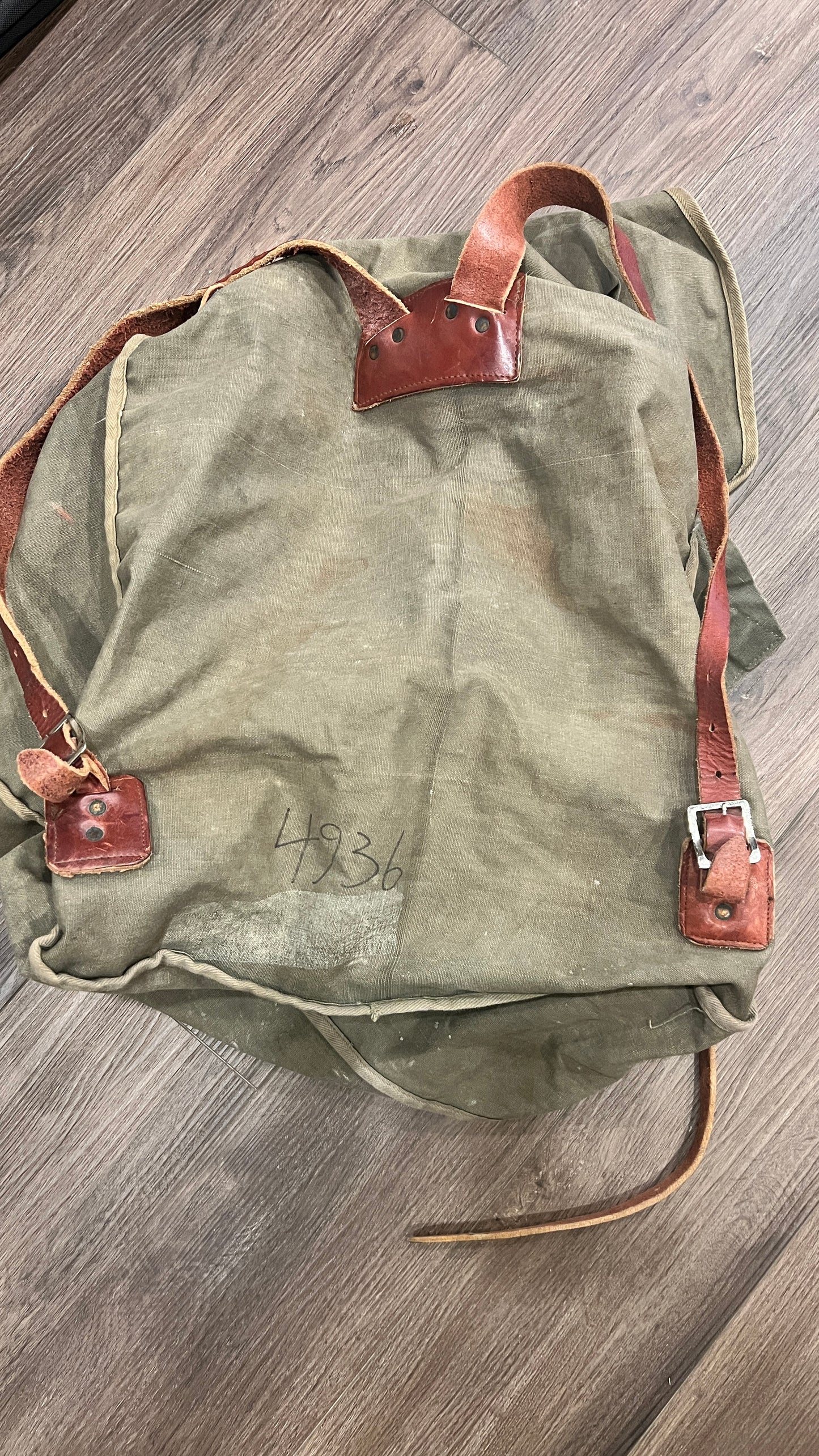 Extremely Rare “No.1 Special” Military-Issue Woods Canoe Bag – Broad Arrow Marked, Circa WWII