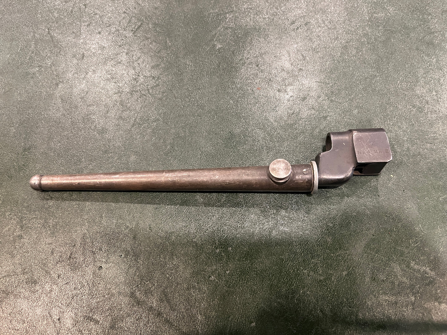 Baïonnette Lee-Enfield n° 4 Mk II avec fourreau d'origine – Modèle militaire britannique