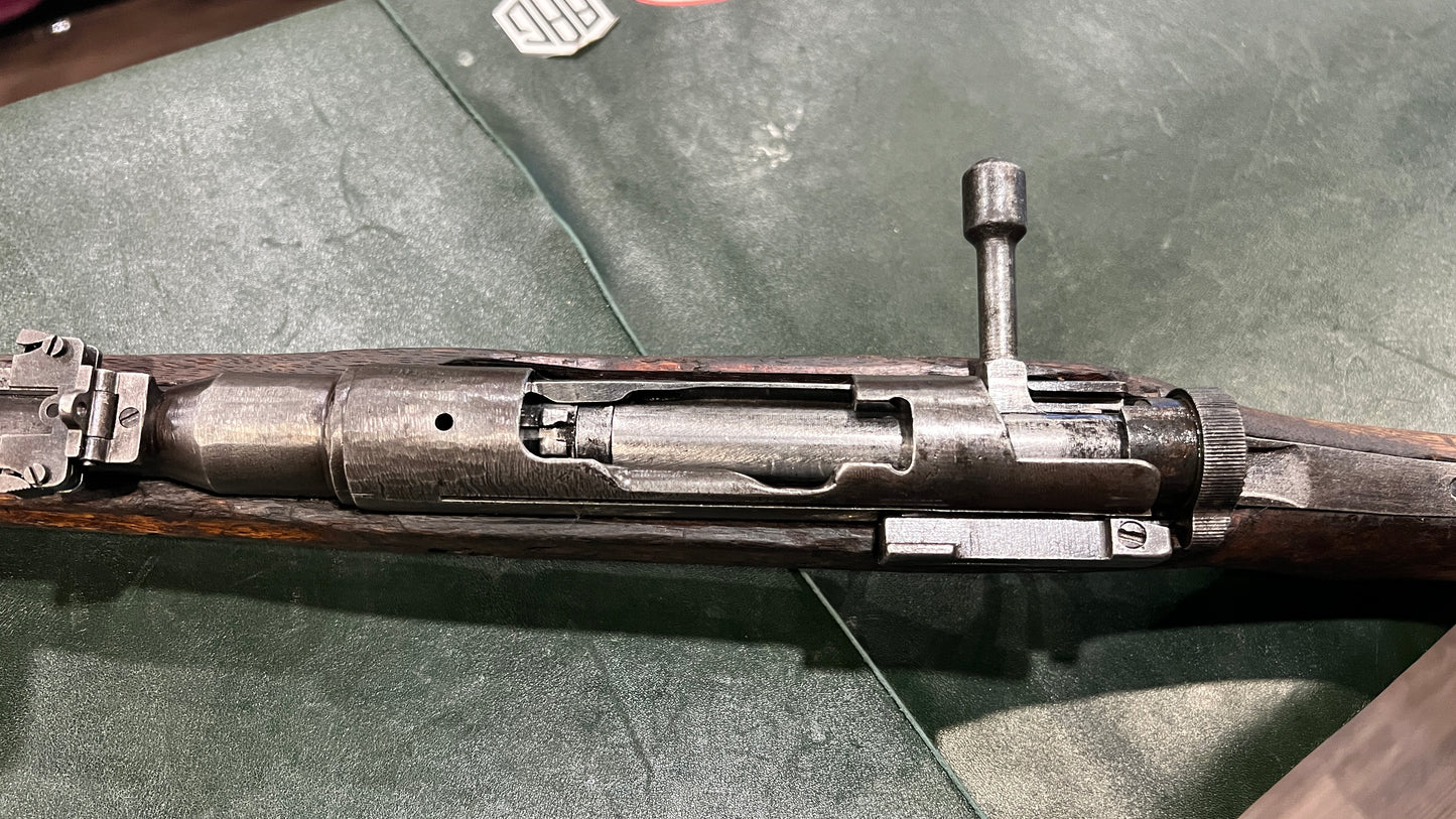 Retour de la Seconde Guerre mondiale : fusil japonais Arisaka Type 99 (marquages impériaux supprimés)
