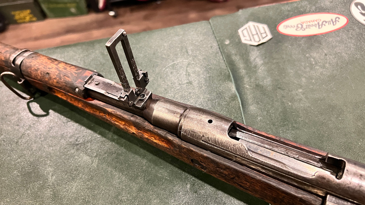 Retour de la Seconde Guerre mondiale : fusil japonais Arisaka Type 99 (marquages impériaux supprimés)