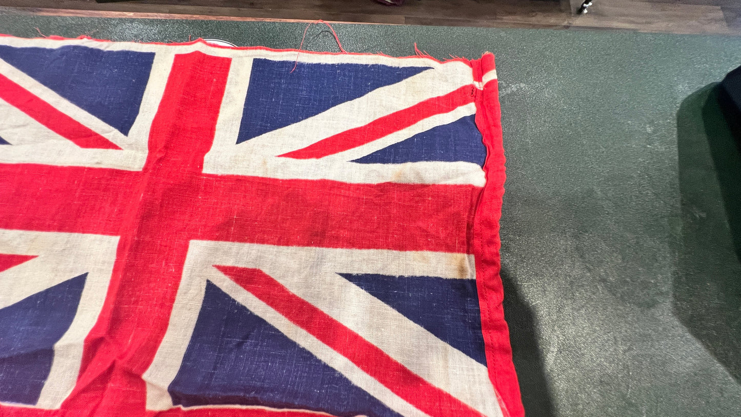 Canadian Red Ensign Flag (1921 Arms, Green Leaves) – ca. 1930s–40s – 32" × 16"