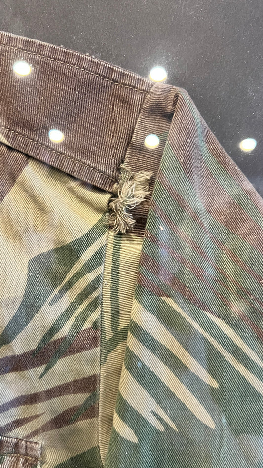 罗德西亚笔触迷彩衬衫(政治家)- 大框展示,带单位补丁