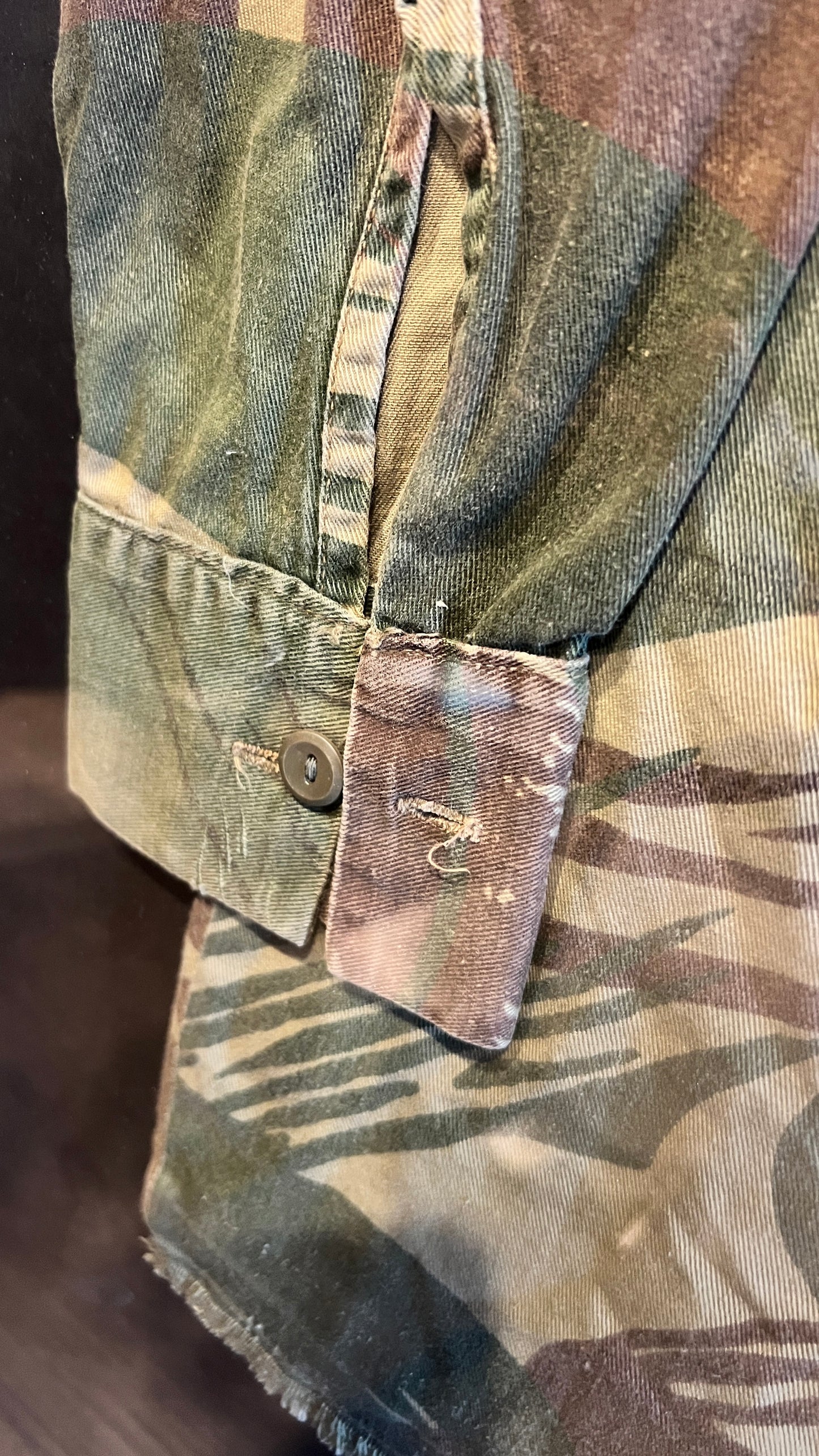 Rhodesian Brushstroke Camo Shirt (Statesman) – Large Framed Display with Unit Patches