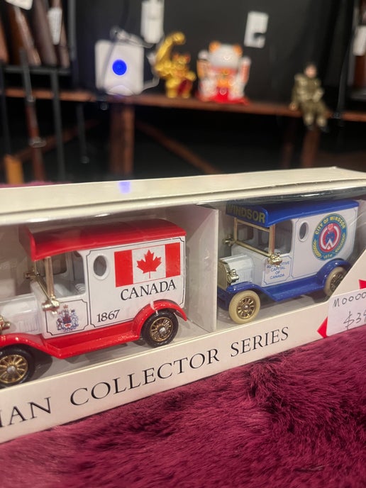 三辆卡车组成加拿大收藏家系列