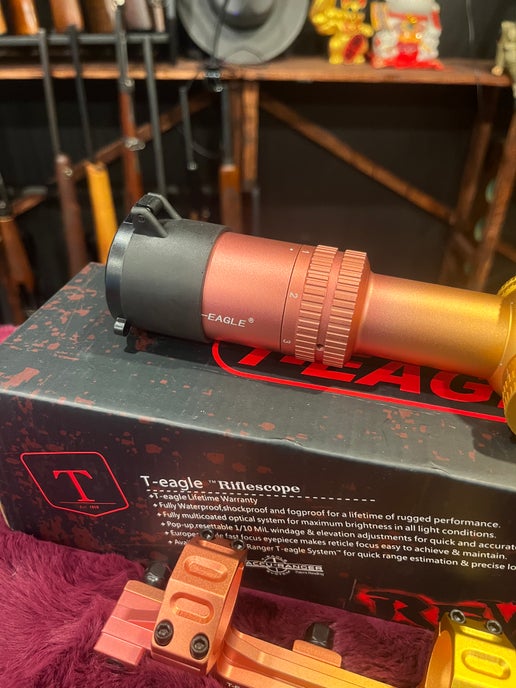 T-Eagle 1-6X 瞄准镜 粉色和金色