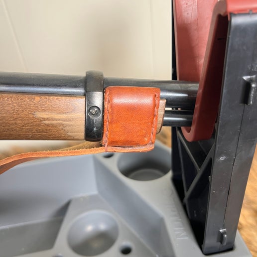 Chiappa 型号 LA322 .22LR 杠杆式步枪,带瞄准镜和枪带