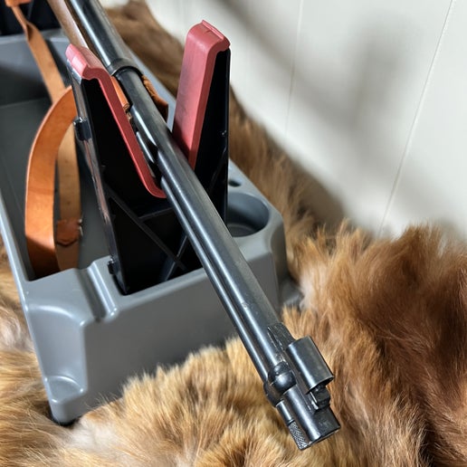 Chiappa 型号 LA322 .22LR 杠杆式步枪,带瞄准镜和枪带