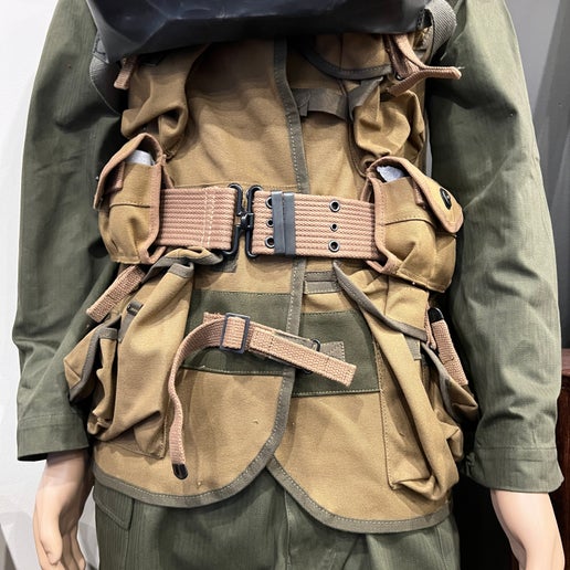 二战诺曼底登陆伞兵突击制服套装 - 高级复制品