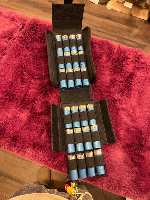 战术 12 号霰弹枪弹壳袋 - 可容纳 24 发子弹 黑色