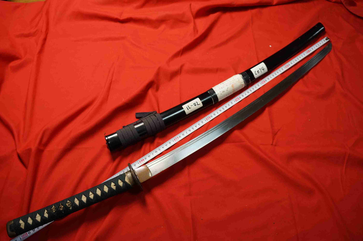 Japanese Sword – Signed Kaneuji (兼氏)  – 71.5 cm – Japanese Registration Certificate – Special Order