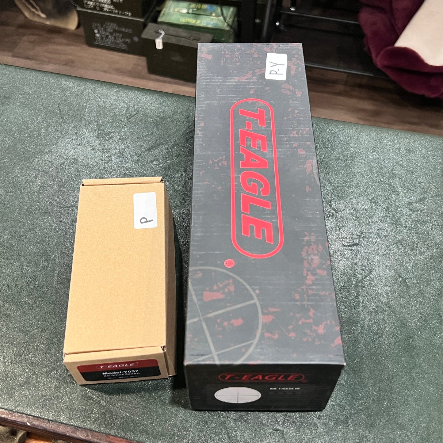 T-Eagle 1-6X 瞄准镜 粉色和金色