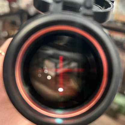 T-Eagle 1-6X 瞄准镜 粉色和金色