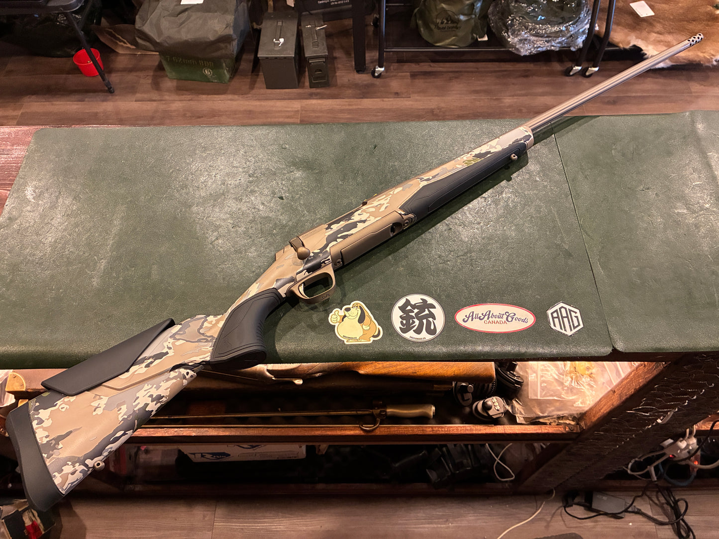 Browning X-Bolt Speed OVIX Bolt-Action Rifle – 6.8 Western – 24" Fluted Threaded Barrel – Japan Made – Original Box