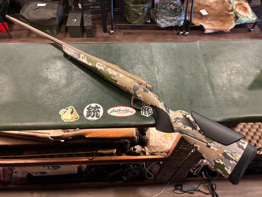 Browning X-Bolt Speed OVIX Bolt-Action Rifle – 6.8 Western – 24" Fluted Threaded Barrel – Japan Made – Original Box