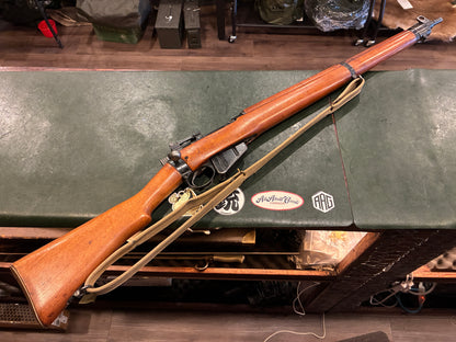 WWII Lee-Enfield No.4 Mk I* Rifle – “U.S. PROPERTY” – .303 British – Visible Matching Numbers – Excellent Bore – Bayonet & Sling Included