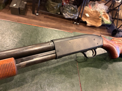 Lakefield Mossberg 500AB Pump Shotgun – Made in Canada – 12 Gauge – Walnut Stock – Short 13" Length of Pull