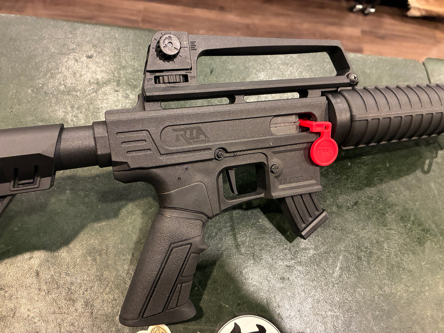 Rock Island Armory TM22 M16 Style .22 LR Semi-Auto Rifle – 2×10-Round & 1×25-Round Magazines