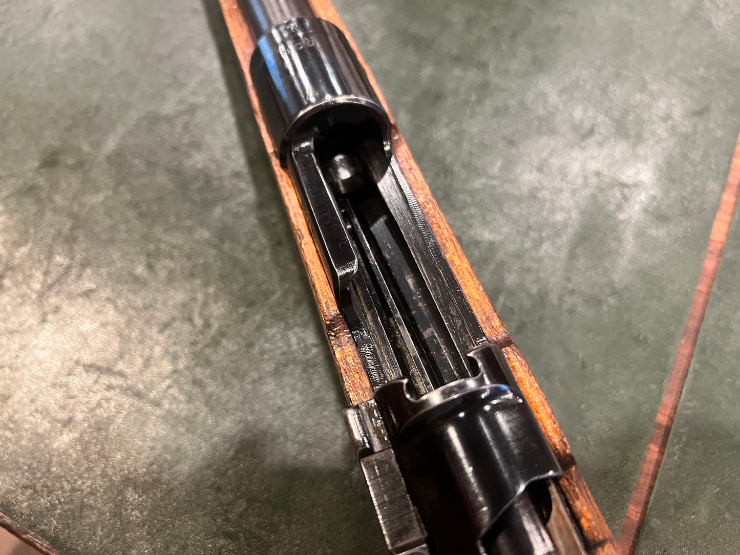 Fusil allemand K98k de la Seconde Guerre mondiale, Gustloff Werke bcd 1944, exemplaire de fin de guerre conforme