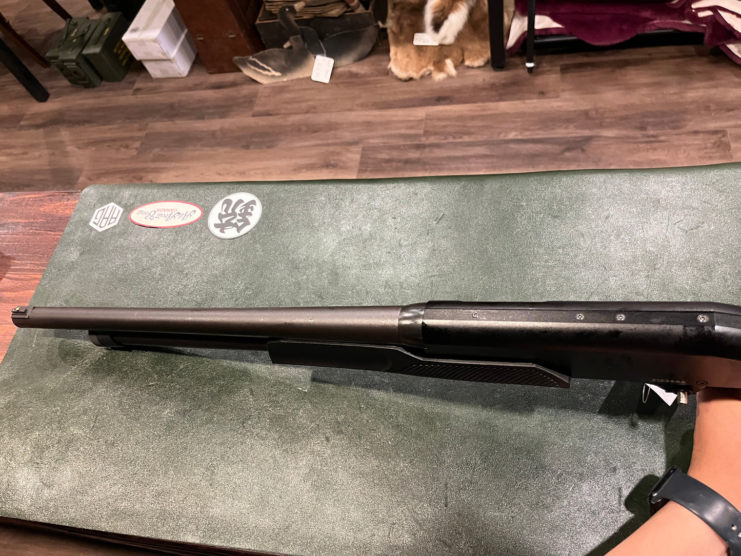 Stevens 320 Pump Action Shotgun – 12 Gauge, 18.5" Barrel, Black Synthetic – Unfired, With Box