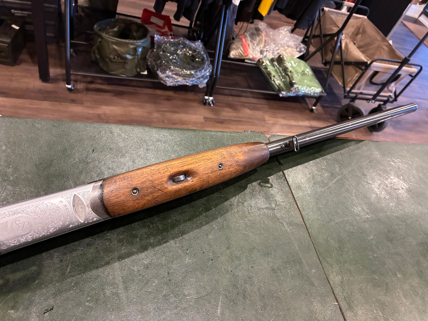 Sauer-Beretta S56E Side-by-Side Shotgun – 12 Gauge – Automatic ejectors - Fixed Full/Modified Chokes – Italian Made