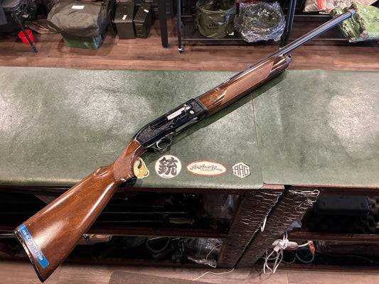 Beretta A301 Semi-Automatic Shotgun – 12 Gauge – 28" Vent Rib Barrel – Italian Made – Walnut Stock