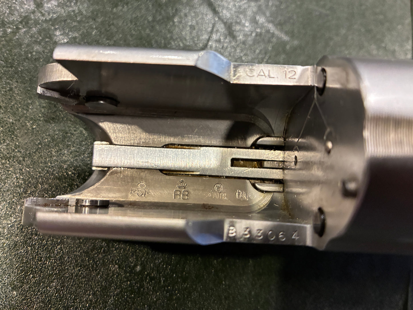 Beretta S55 Over/Under Shotgun – 12 Gauge – 28" Barrels – Fixed Full & Improved Modified Chokes – Made in Italy