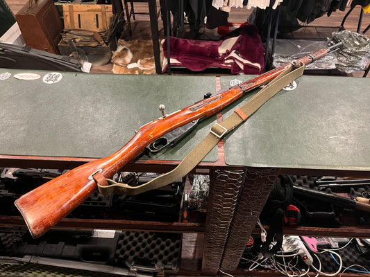 Russian Mosin-Nagant 91/30 – Hex Receiver – All Matching Numbers – Complete with Bayonet & Accessories