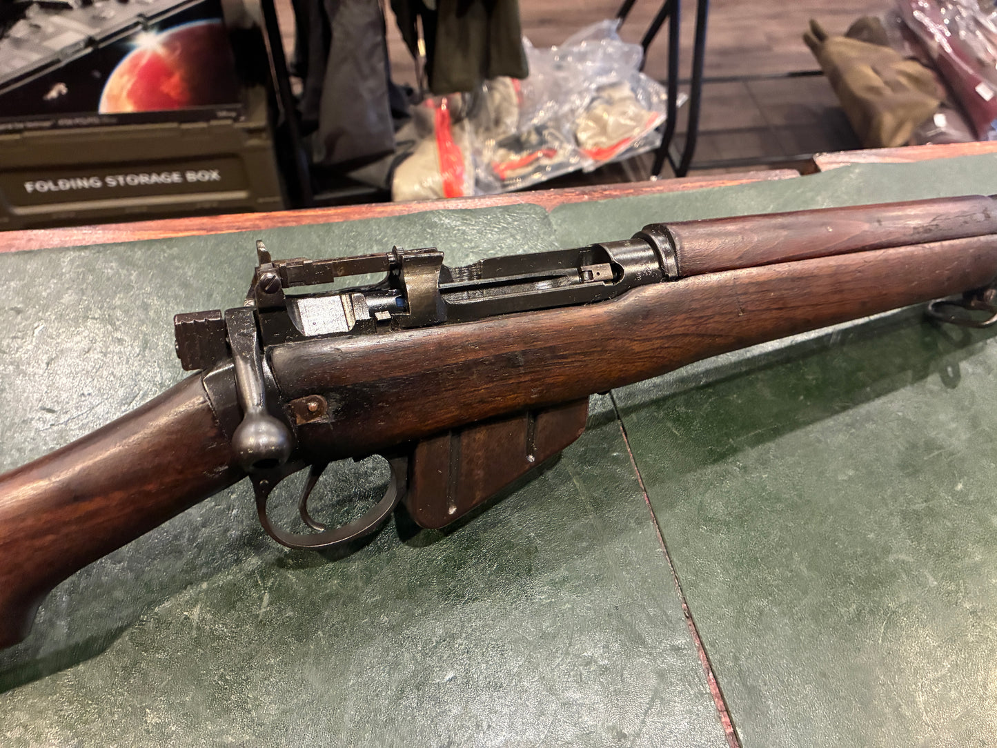 Lee-Enfield No.5 Mk I Jungle Carbine – .303 British