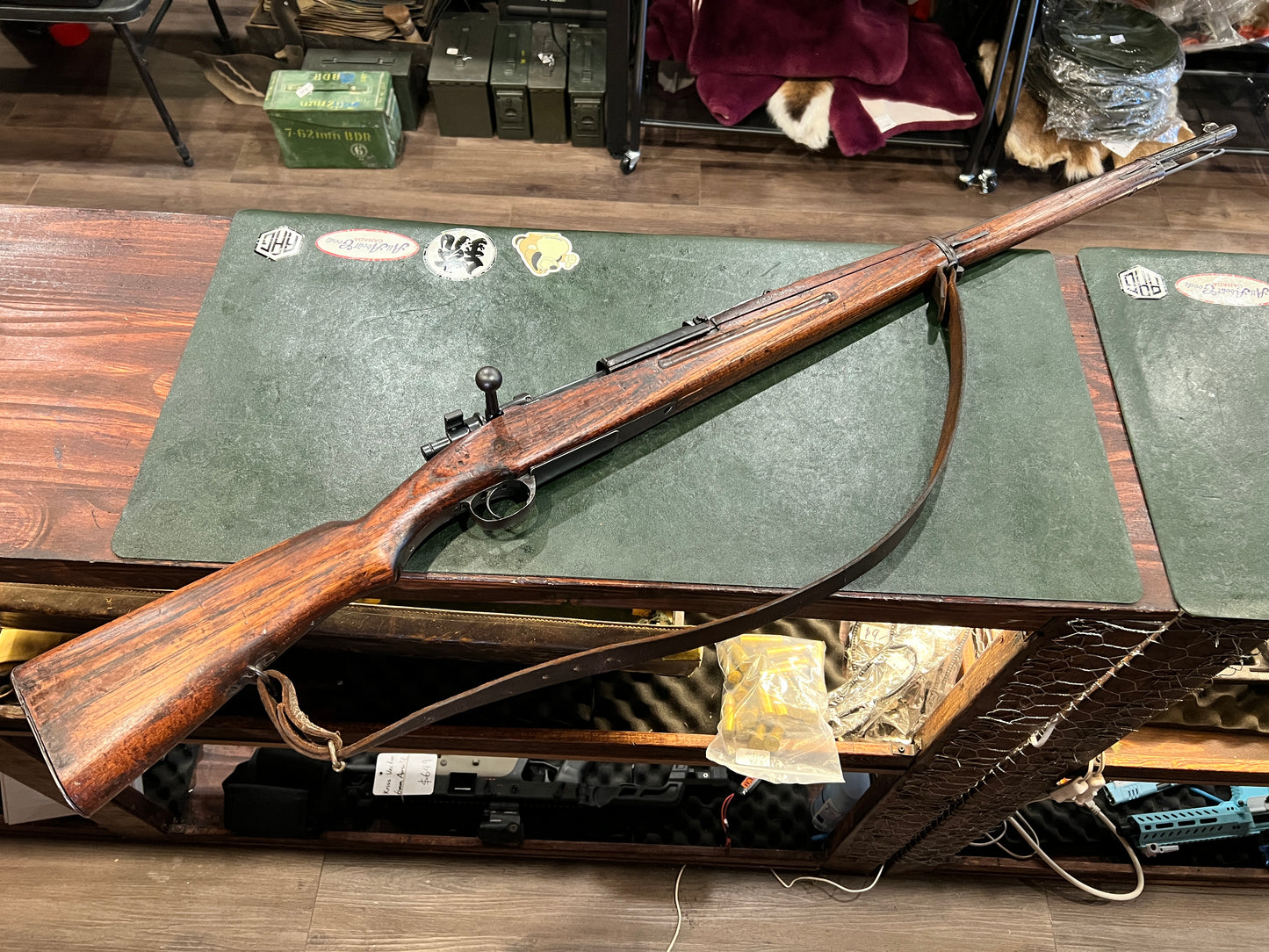 Fusil Mauser siamois type 46/66 (R.S.121) à crête royale de 1902 – 8×52R