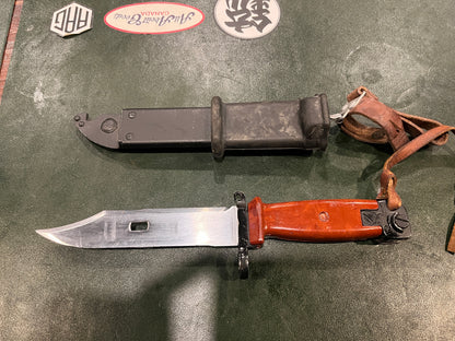 Polish AK-47 Bayonet with Scabbard – 6 Inch Blade