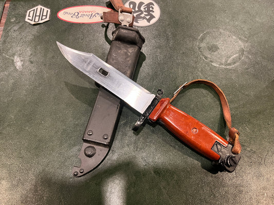 Polish AK-47 Bayonet with Scabbard – 6 Inch Blade