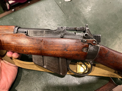 Carabine Lee-Enfield n° 5 Mk I Jungle avec sangle