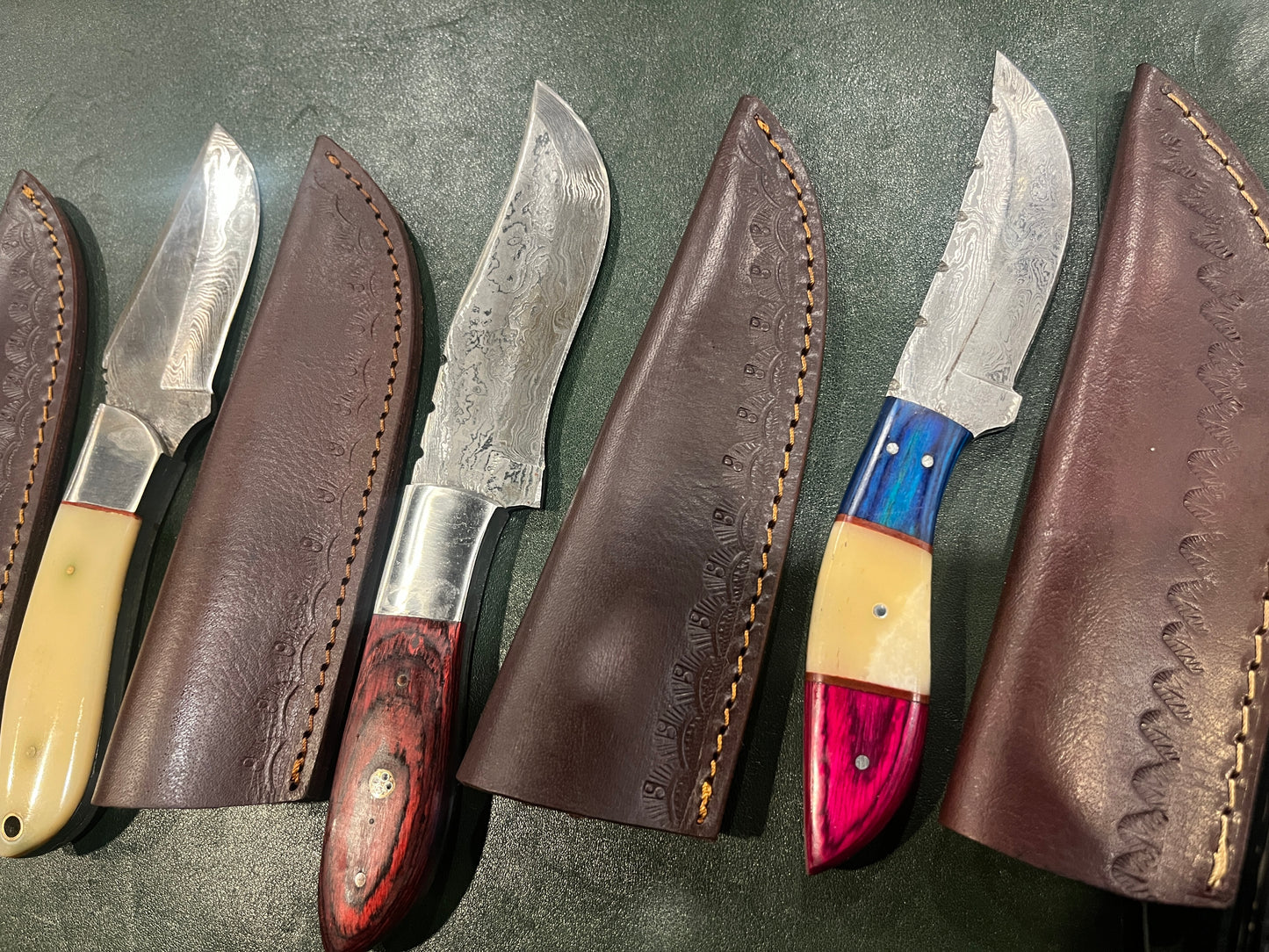 Damascus Pattern Hunting Knife with Leather Sheath