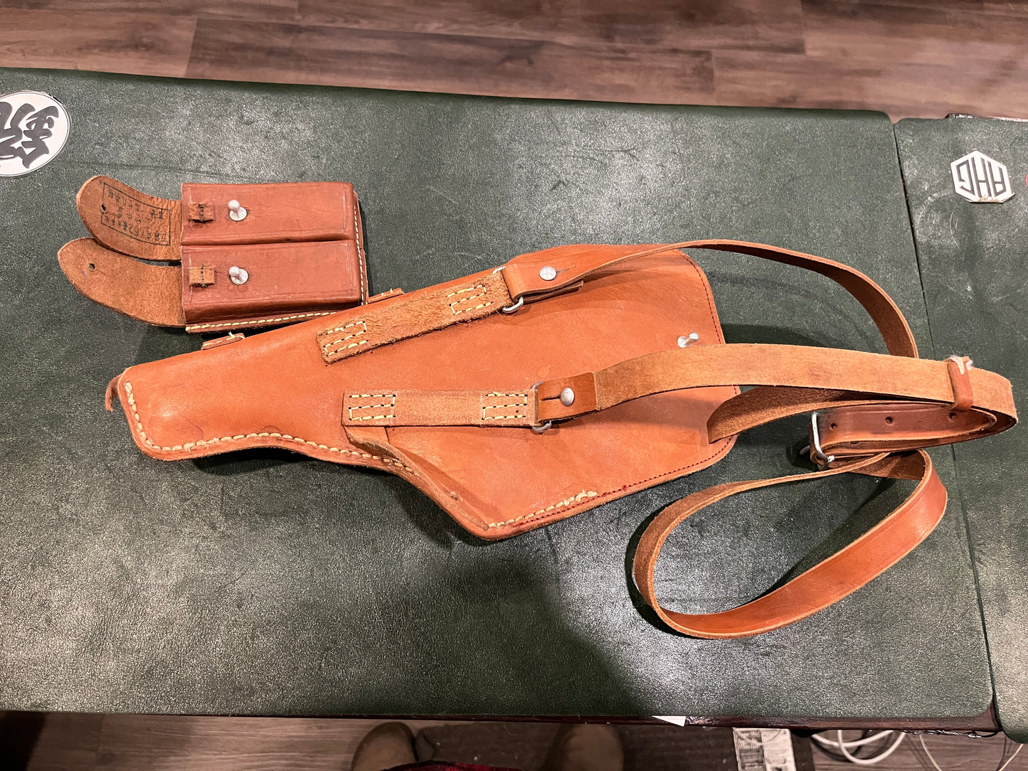 Étui en cuir pour pistolet Tokarev chinois Type 54 avec étui pour chargeur et sangle – Édition militaire datée