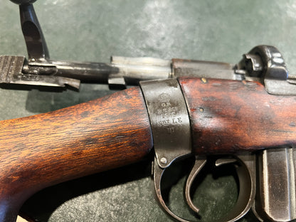 一战英制SMLE Mk III步枪 – 1915年BSA – .303英式口径，原厂编号匹配，原始漆面和优秀膛线