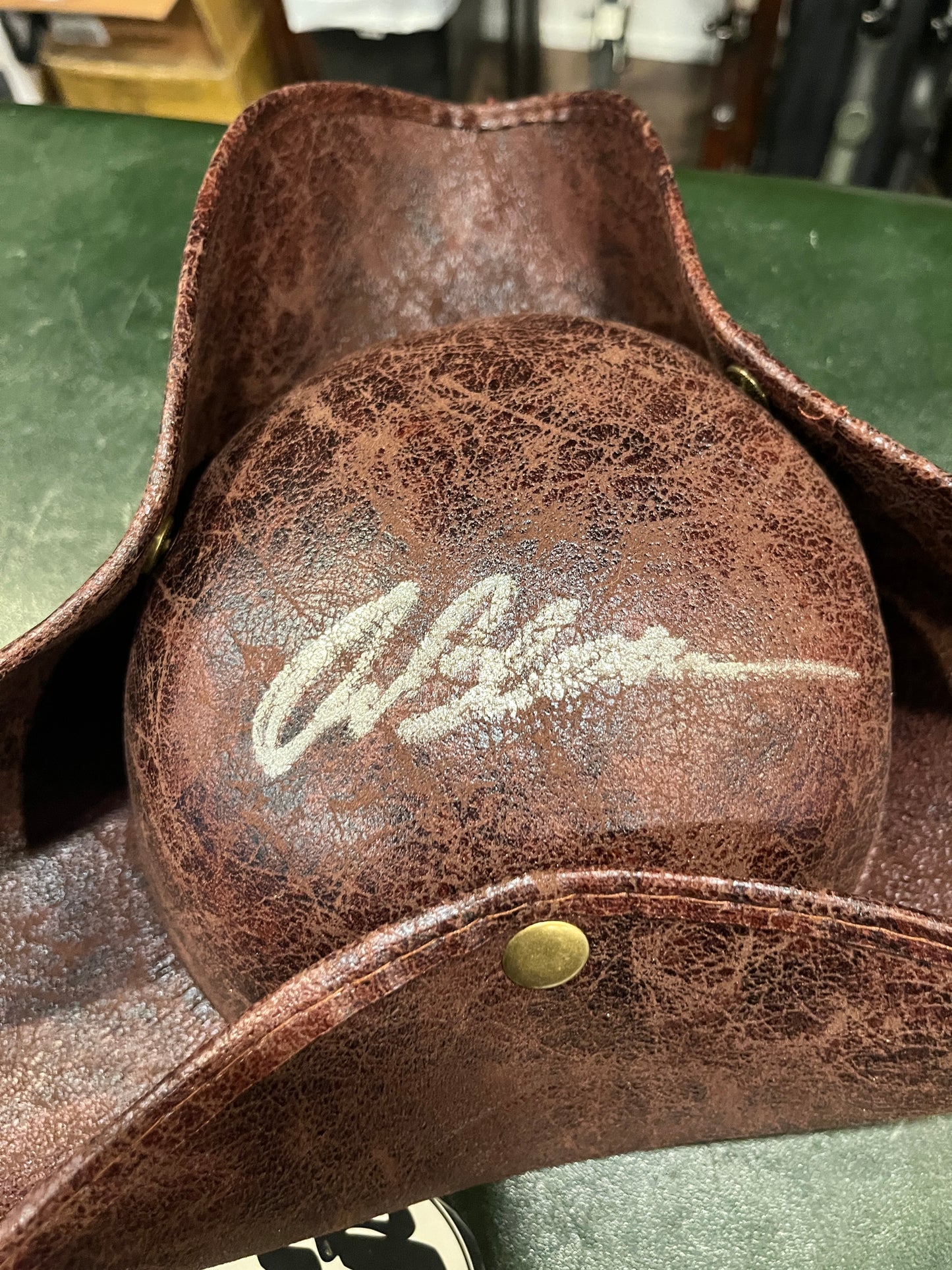 ORLANDO BLOOM SIGNED “PIRATES OF THE CARIBBEAN” HAT – WWOC COA