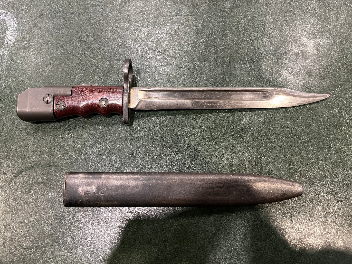 British No.7 Mk I/L Bayonet – M47A (BSA Shirley) Manufacture – Sten Mk V & Lee-Enfield No.4 Compatible – Original WWII/Post-War Production