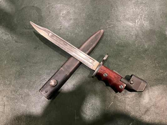 British No.7 Mk I/L Bayonet – M47A (BSA Shirley) Manufacture – Sten Mk V & Lee-Enfield No.4 Compatible – Original WWII/Post-War Production