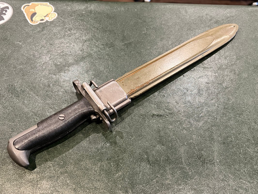 WWII U.S. M1 Bayonet by Oneida Limited (1942) with M3 Fiberglass Scabbard
