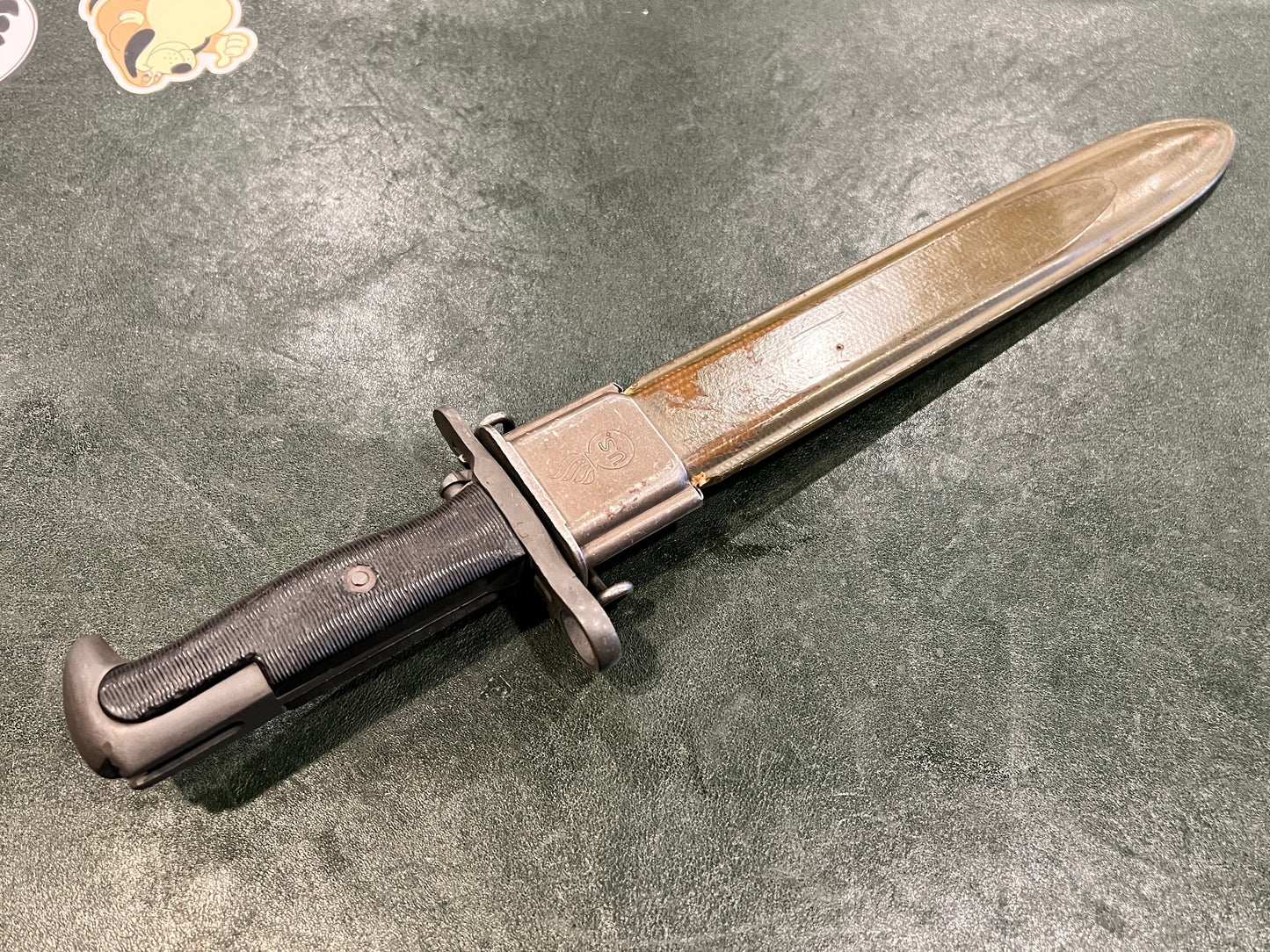 WWII U.S. M1 Bayonet by Oneida Limited (1942) with with VP-Marked M3 Scabbard