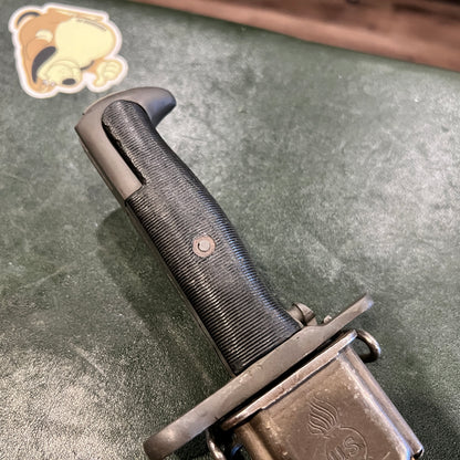 WWII U.S. M1 Bayonet by Oneida Limited (1942) with with VP-Marked M3 Scabbard