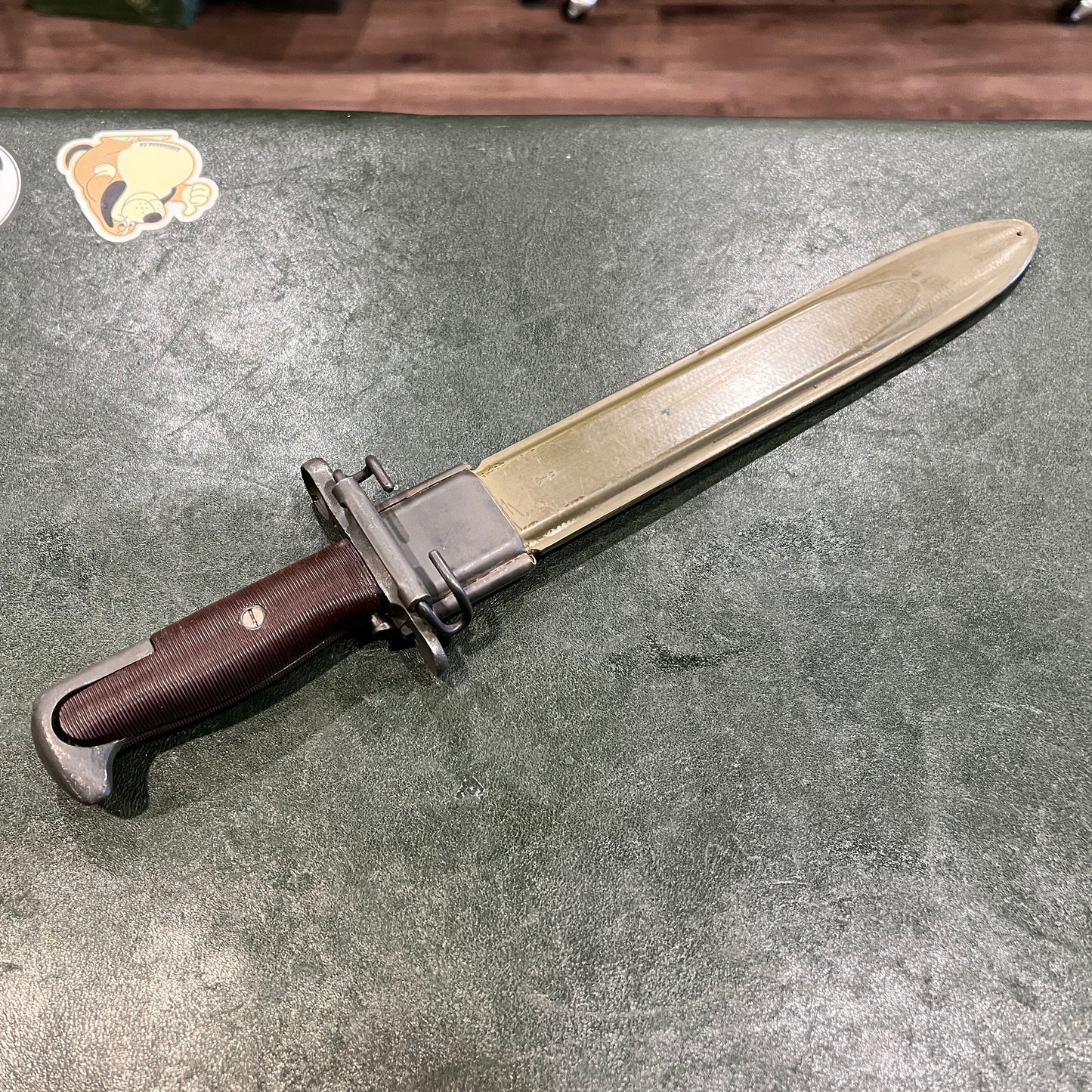 WWII U.S. M1 Bayonet by Oneida Limited (OL) – Dated 1943 – 10" Blade with VP-Marked M3 Scabbard