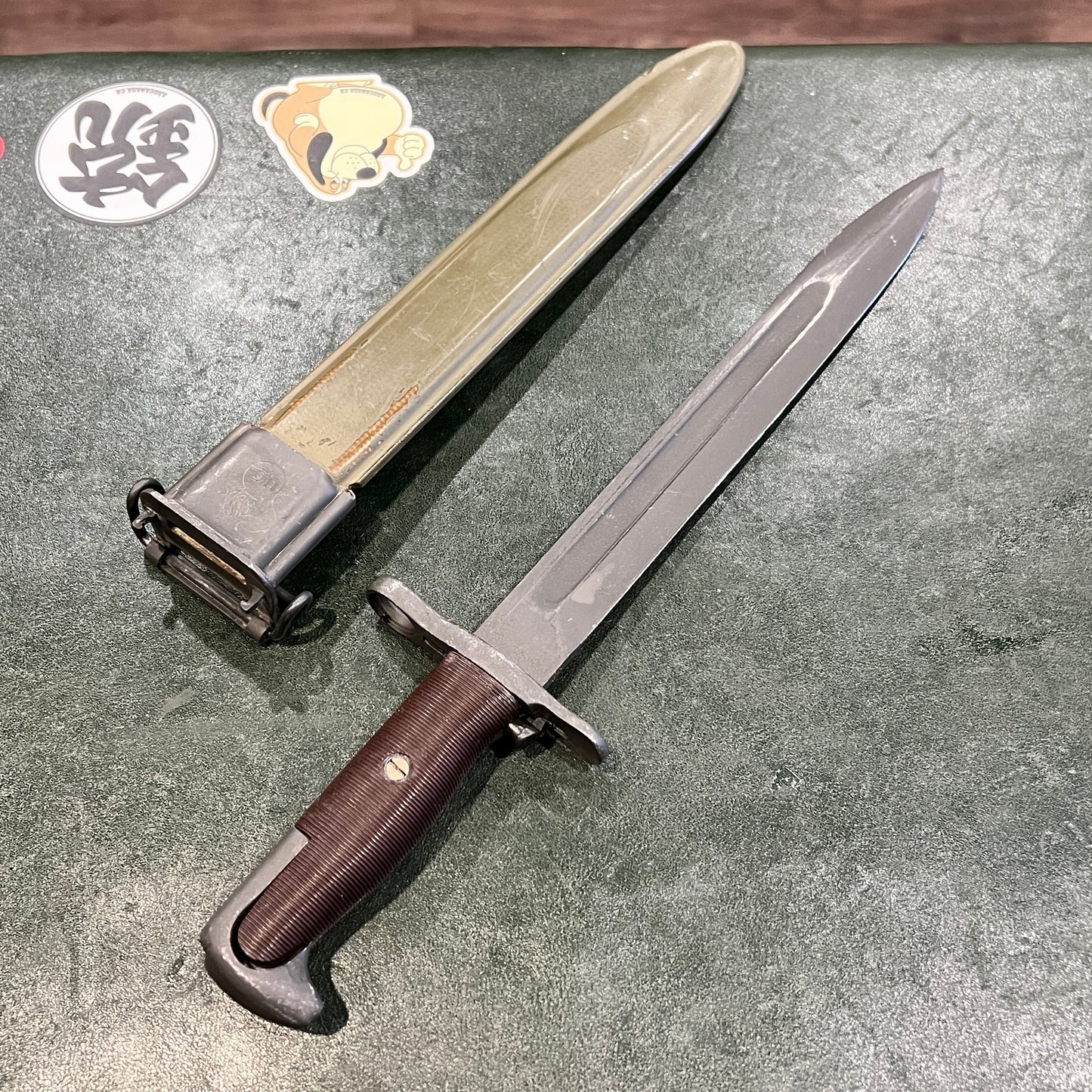 WWII U.S. M1 Bayonet by Oneida Limited (OL) – Dated 1943 – 10" Blade with VP-Marked M3 Scabbard