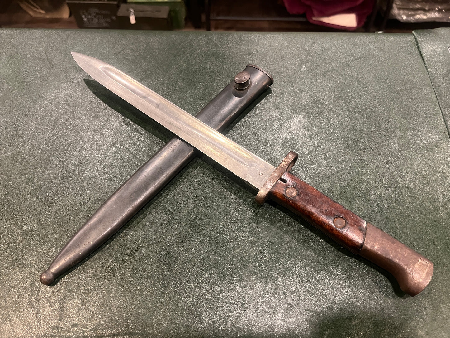 German WWI M1917 Ersatz Bayonet with Scabbard (W.G. Marked)