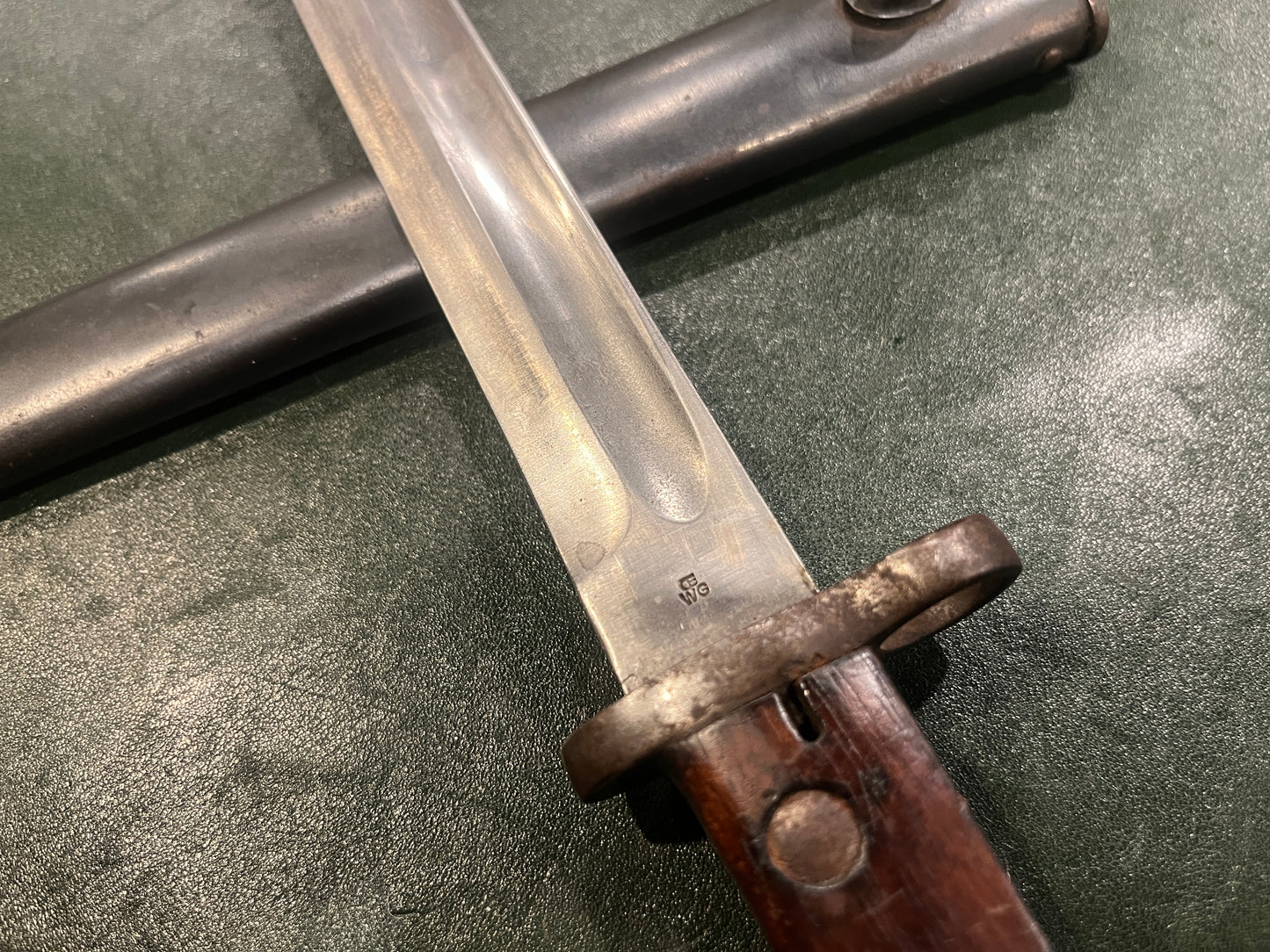 German WWI M1917 Ersatz Bayonet with Scabbard (W.G. Marked)